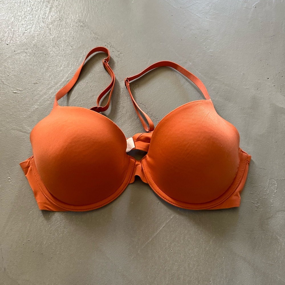 Burnt orange bra ☄️🐦‍🔥